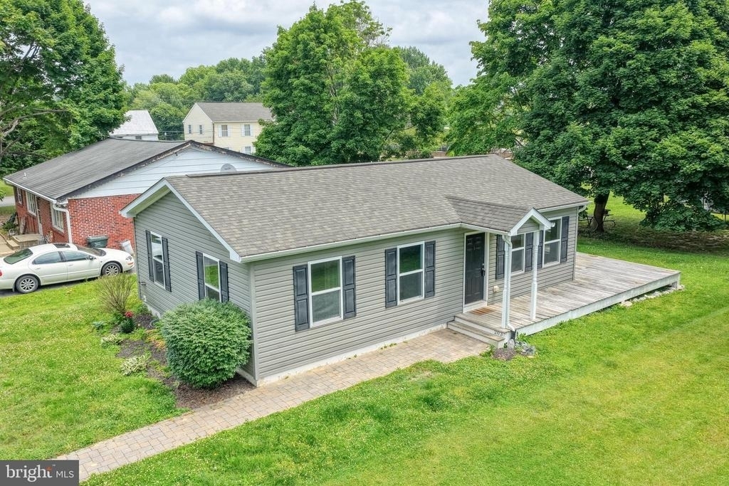 203 Hamilton Street - Photo 18