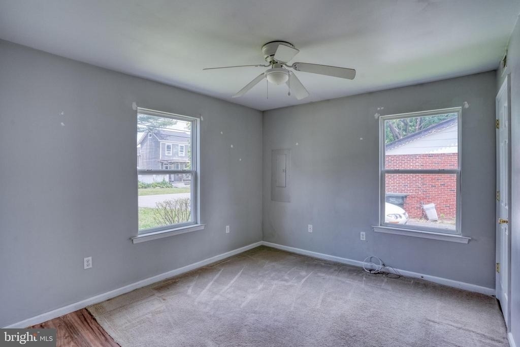 203 Hamilton Street - Photo 11