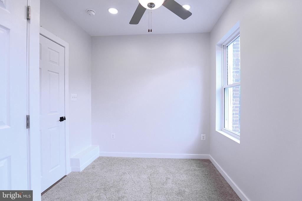 2039 Rosedale Street Ne - Photo 8
