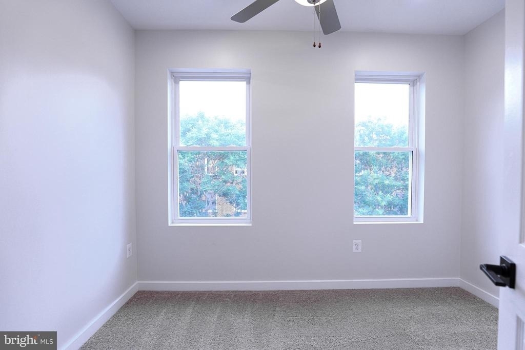 2039 Rosedale Street Ne - Photo 9