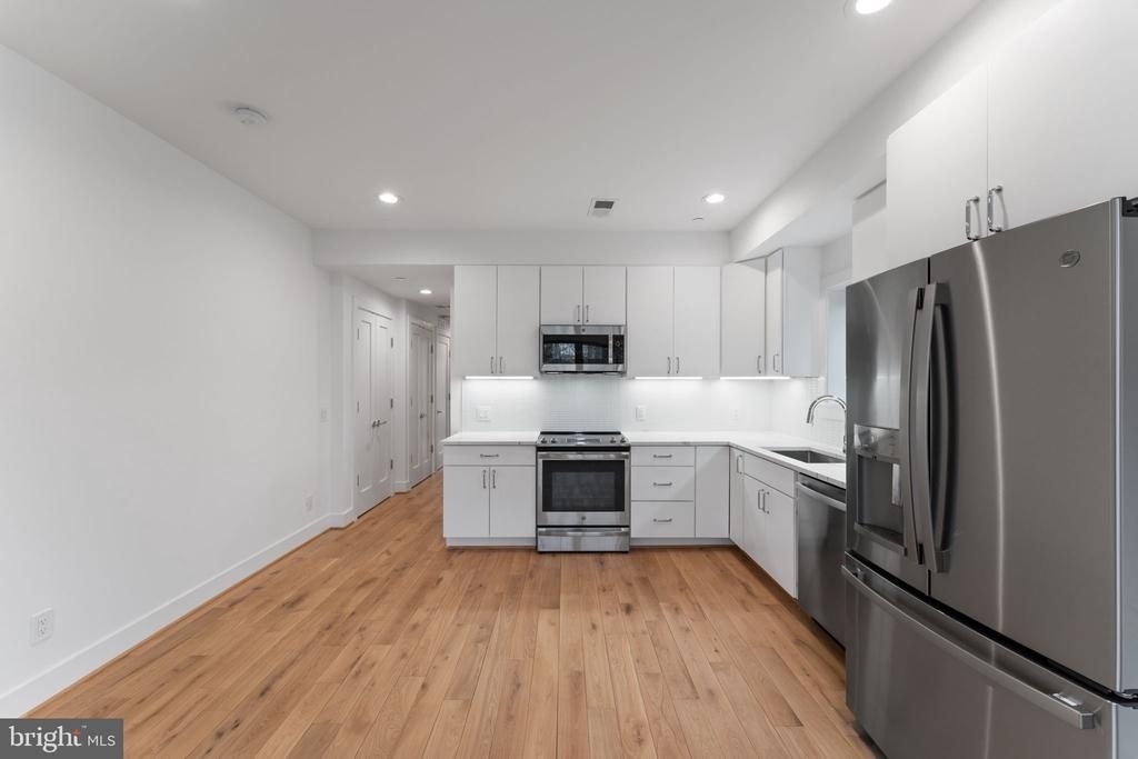 2217 40th Street Nw - Photo 5
