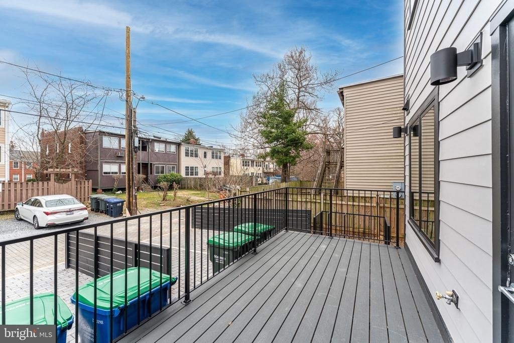 2217 40th Street Nw - Photo 15
