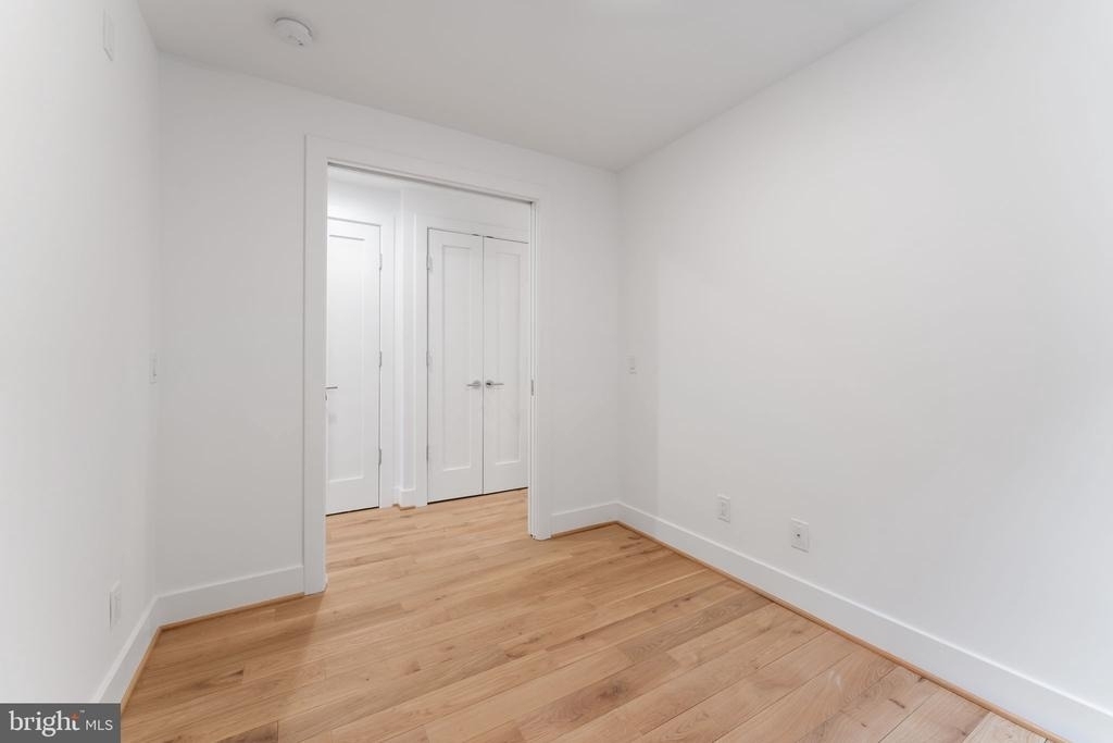 2217 40th Street Nw - Photo 11