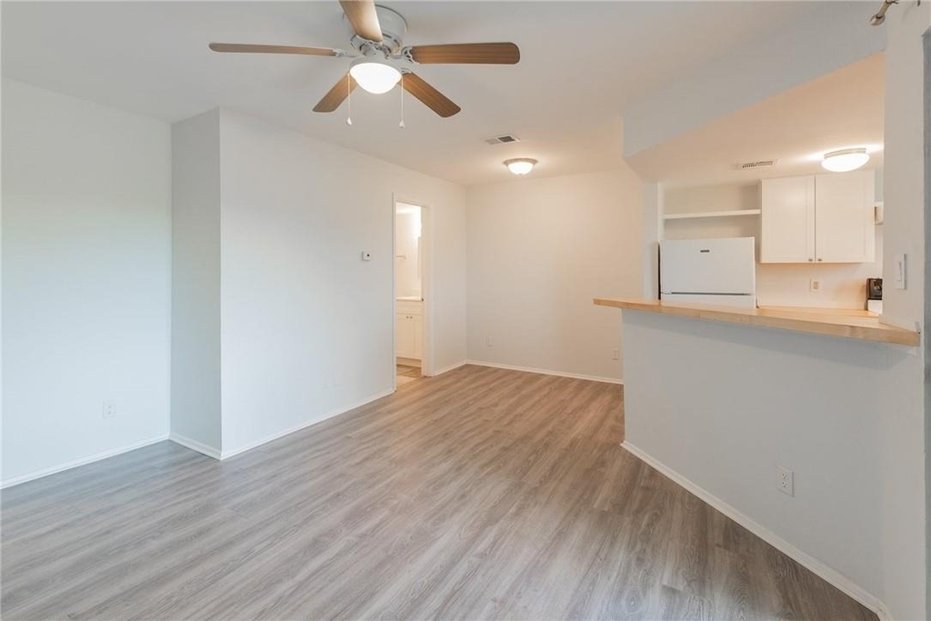 2500 Burleson Rd - Photo 1