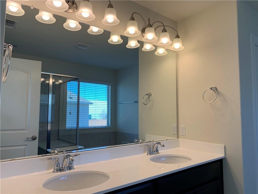 3436 Rooba St - Photo 12