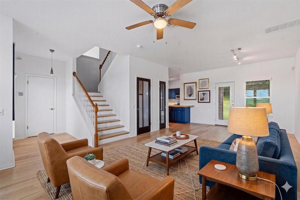 2720 Oak Springs Dr - Photo 2