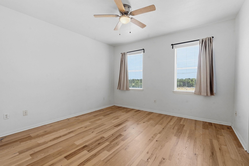 2720 Oak Springs Dr - Photo 13
