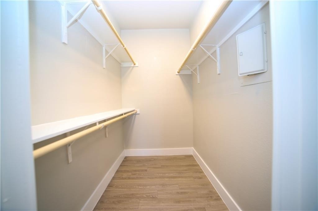 114 E 31st St - Photo 8