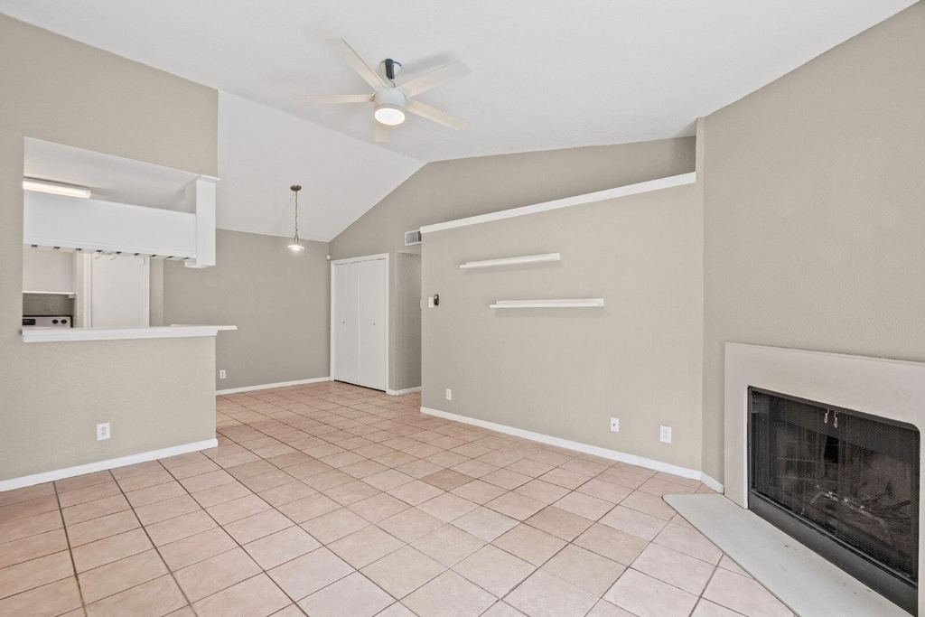 1601 Faro Dr - Photo 2