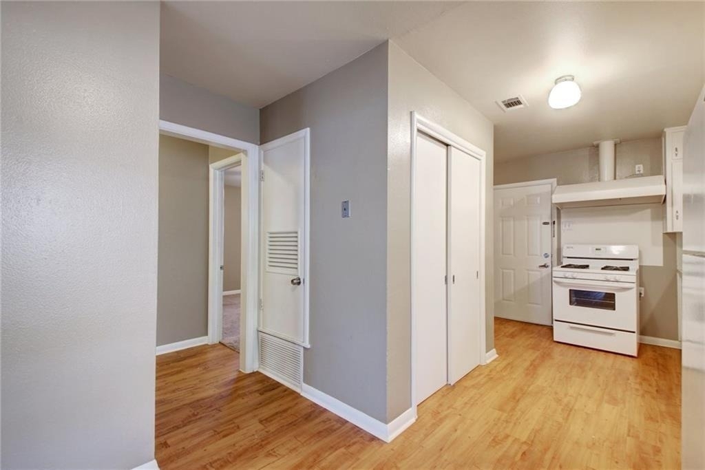 507 Bellevue Pl - Photo 9