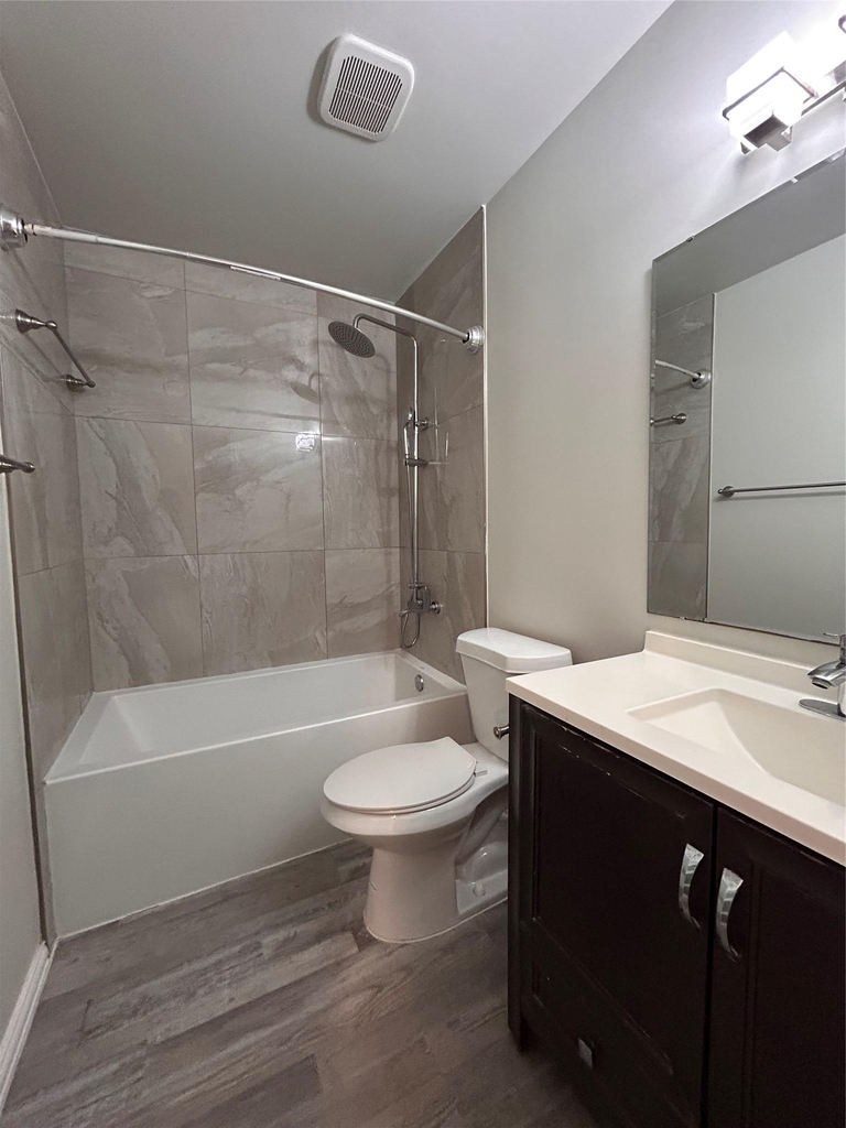 8922 Trone Cir - Photo 11