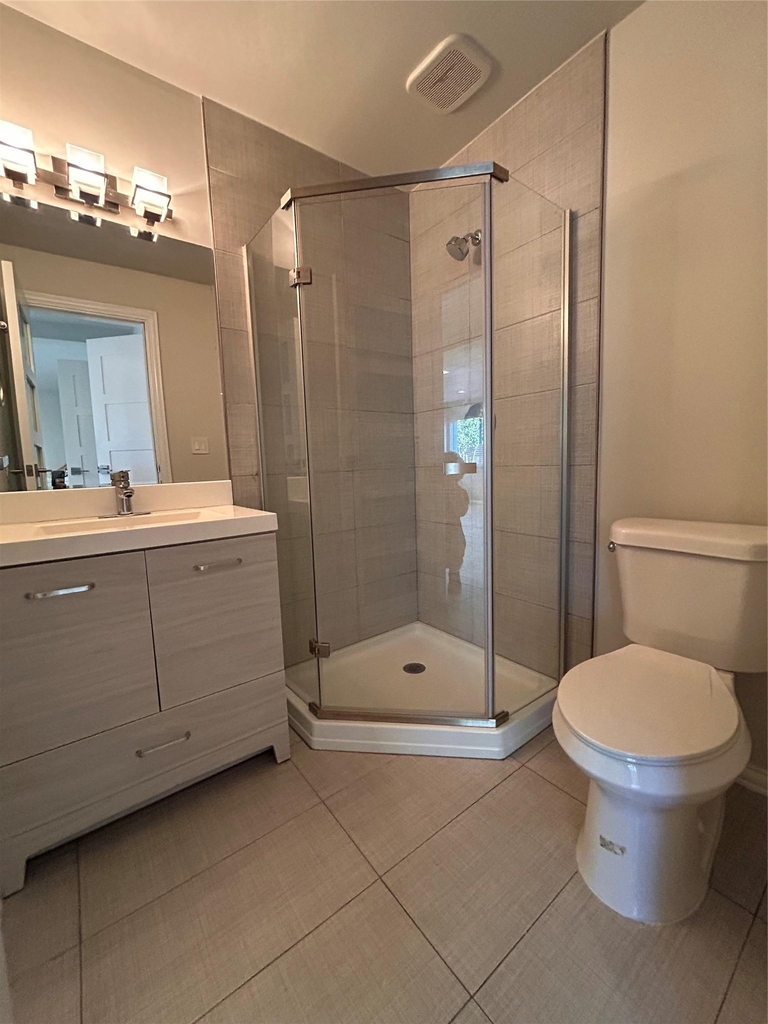 8922 Trone Cir - Photo 7