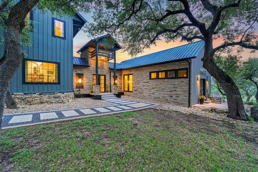 297 Blue Sky Ln - Photo 1