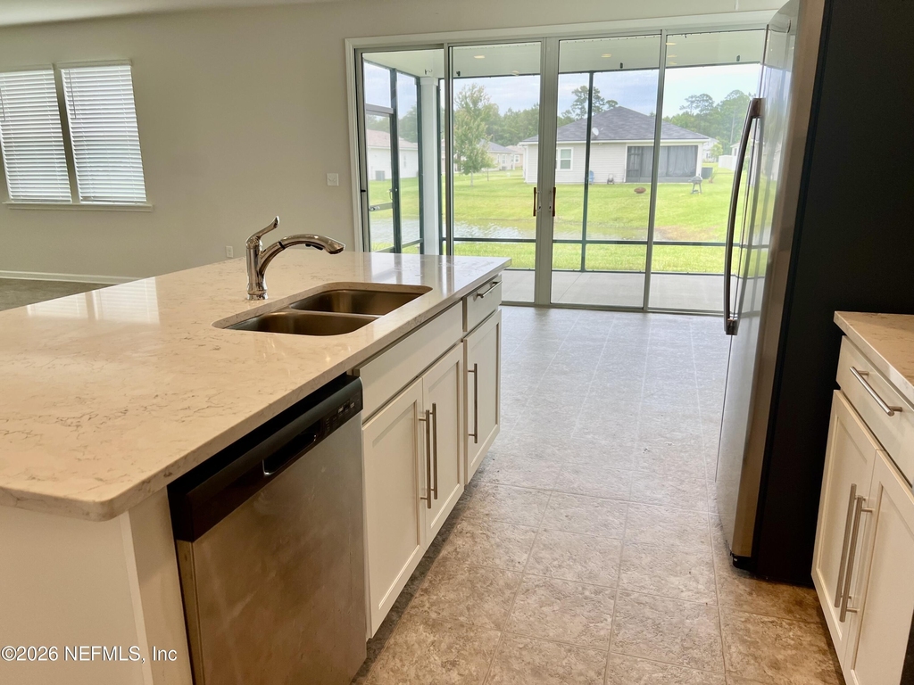 12591 Lake Taylor Lane - Photo 4