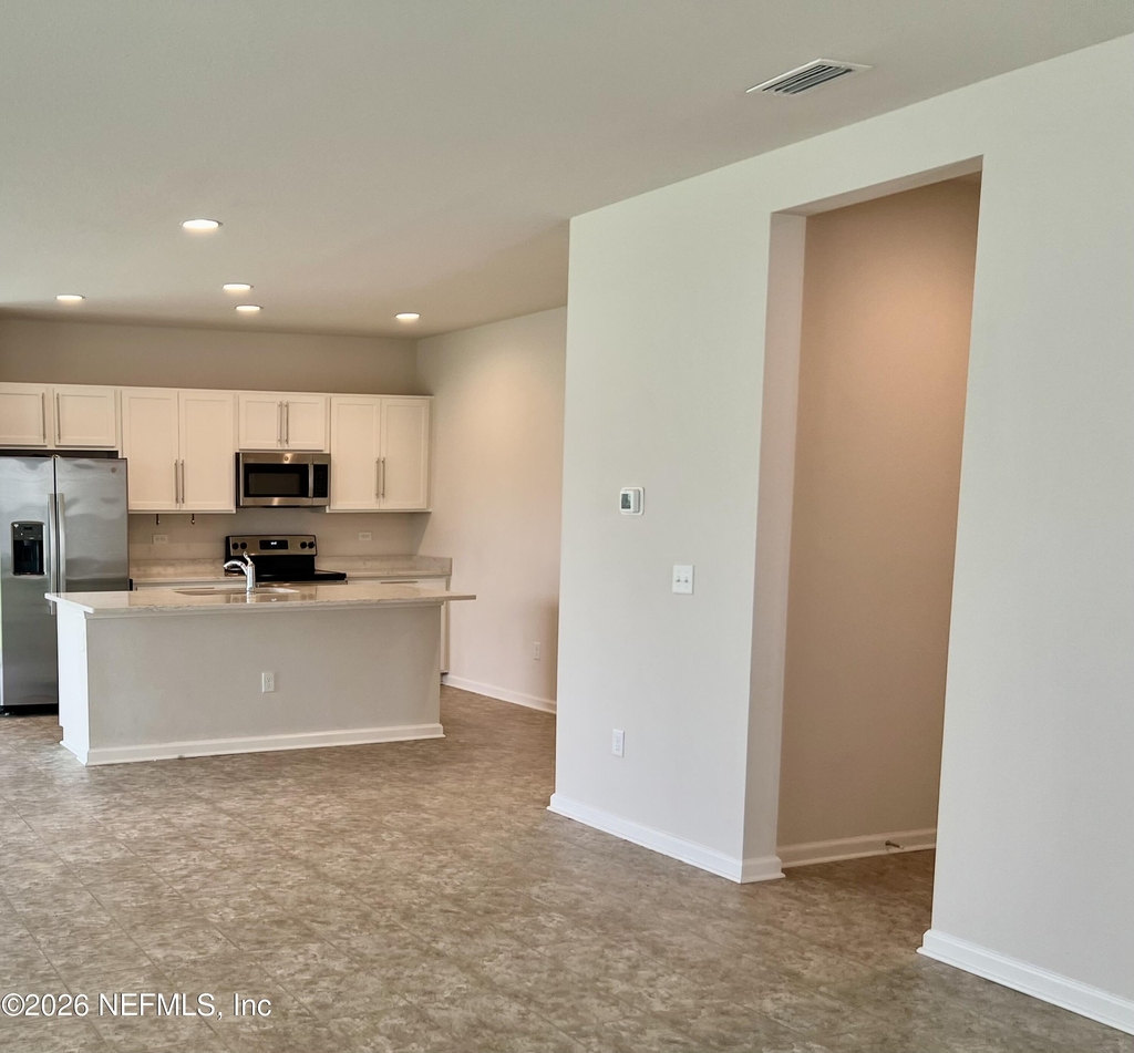 12591 Lake Taylor Lane - Photo 8