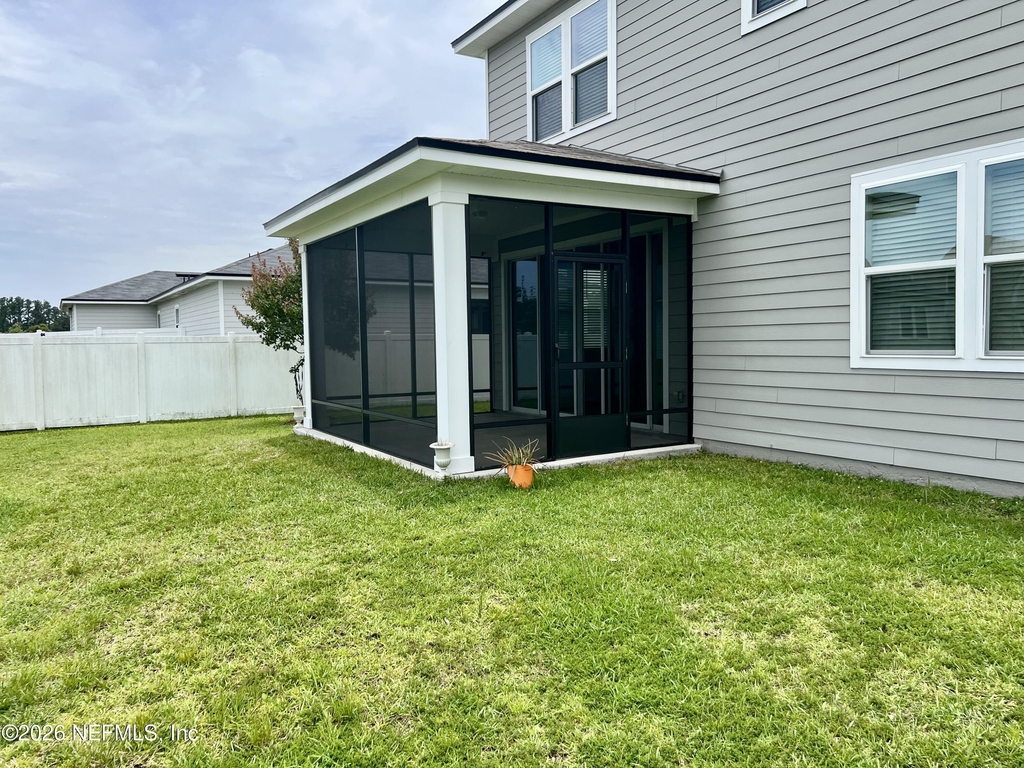 12591 Lake Taylor Lane - Photo 22