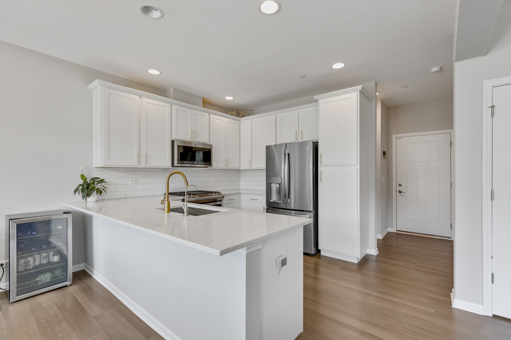 3s514 Barkley Avenue - Photo 9