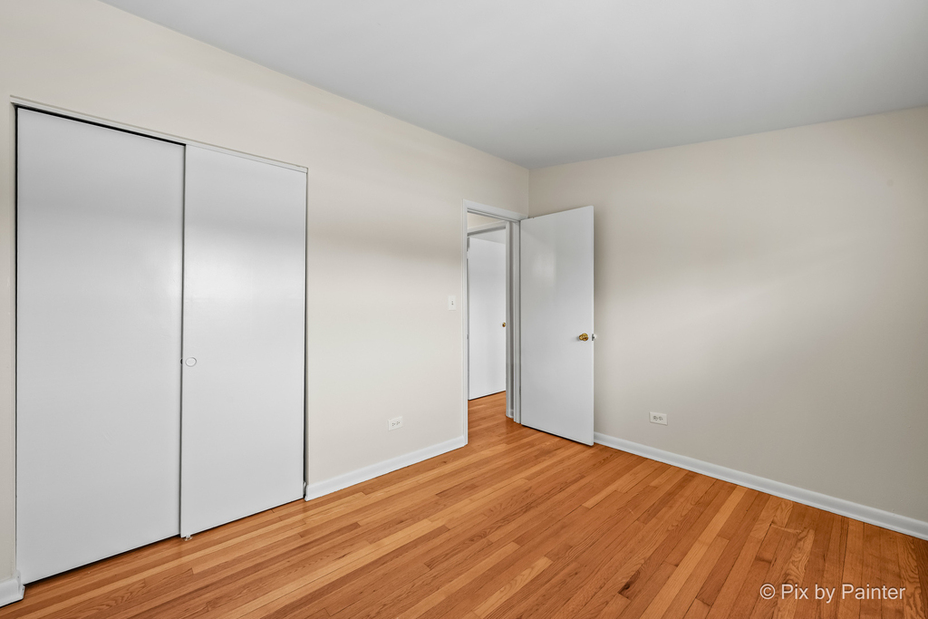 327 E Lake Street - Photo 14