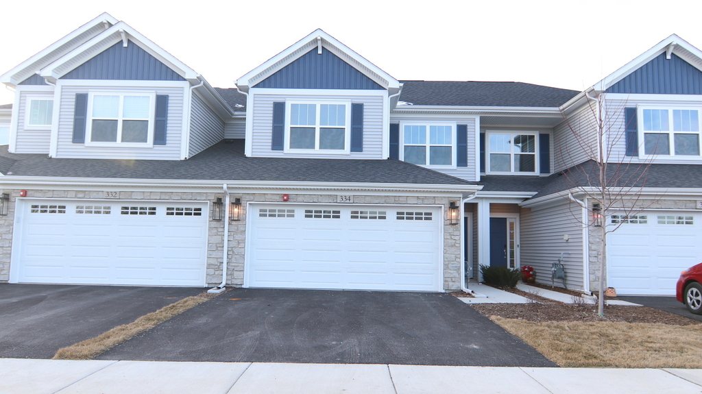 334 N Masters Drive - Photo 0