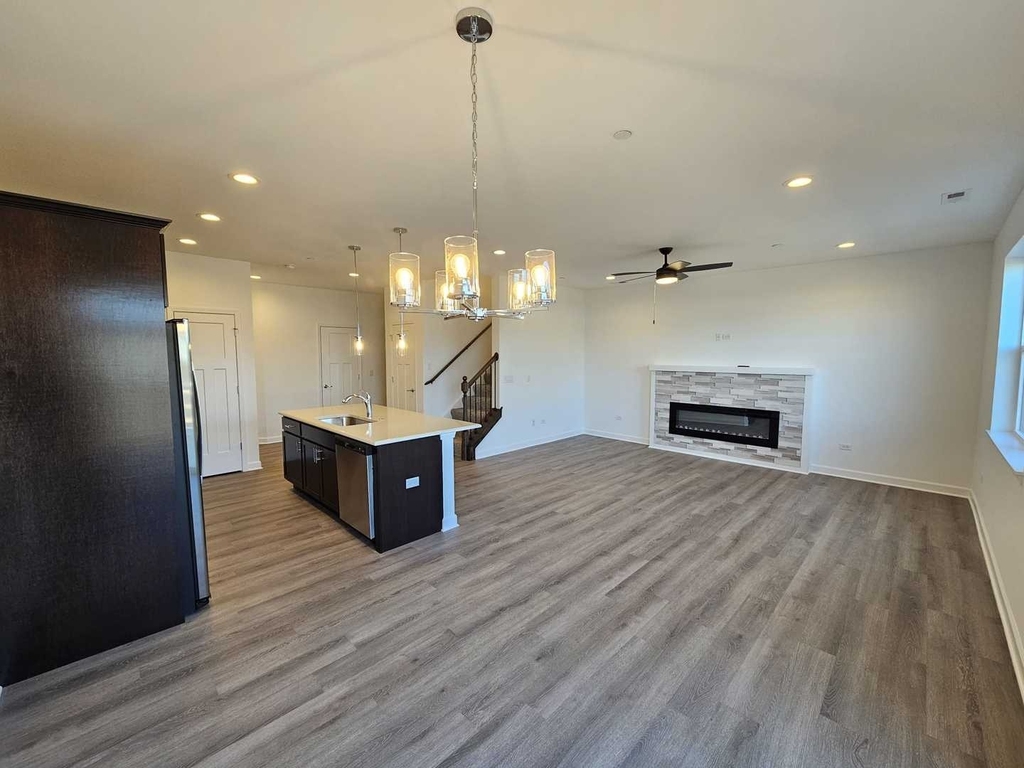 334 N Masters Drive - Photo 2
