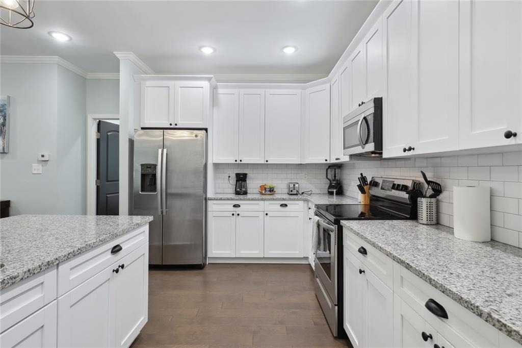 257 Birch Street - Photo 5