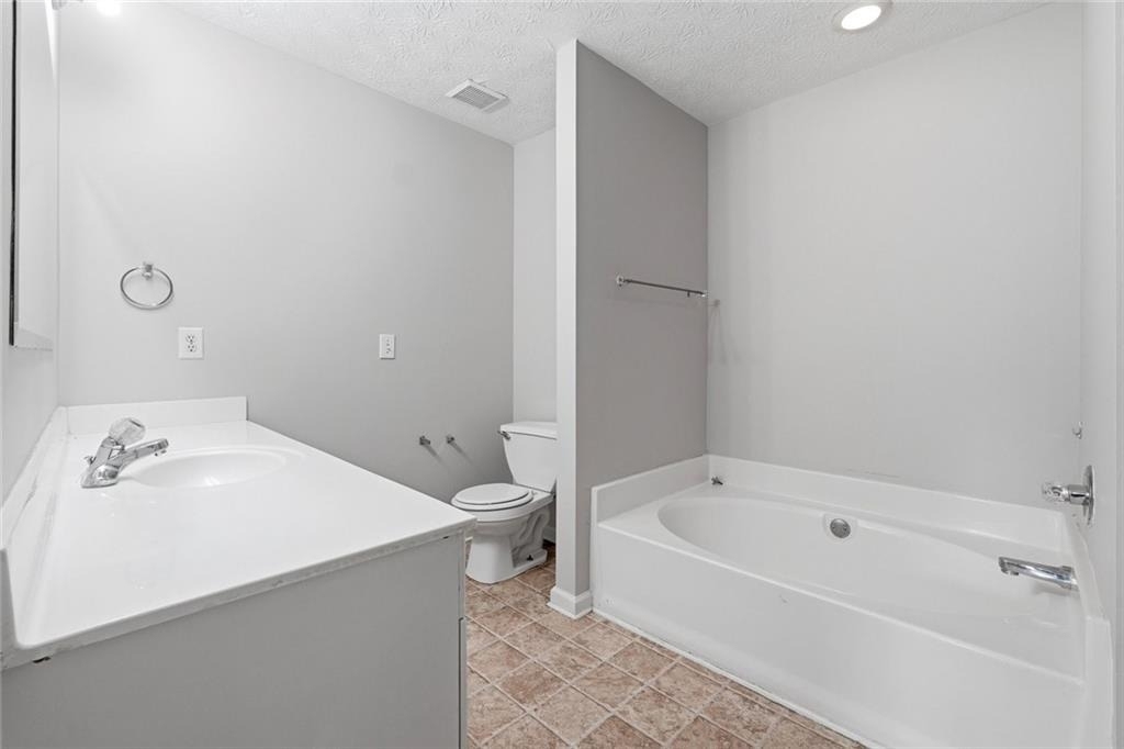 5072 Leeshire Trace - Photo 12