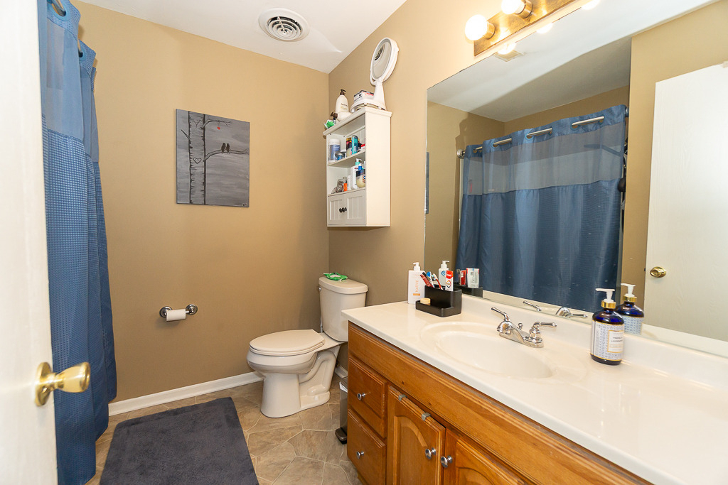381 S Collins Street - Photo 9
