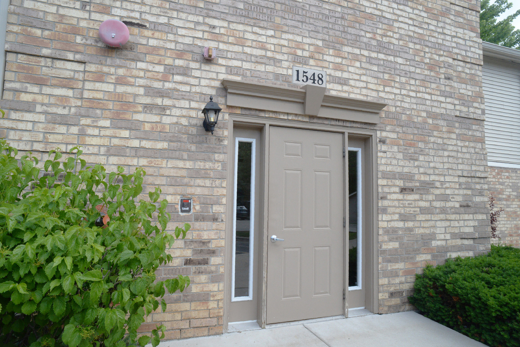 1548 W Sand Bar Court - Photo 0