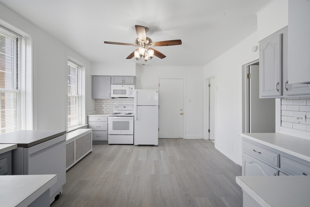 7314 N Crawford Avenue - Photo 5