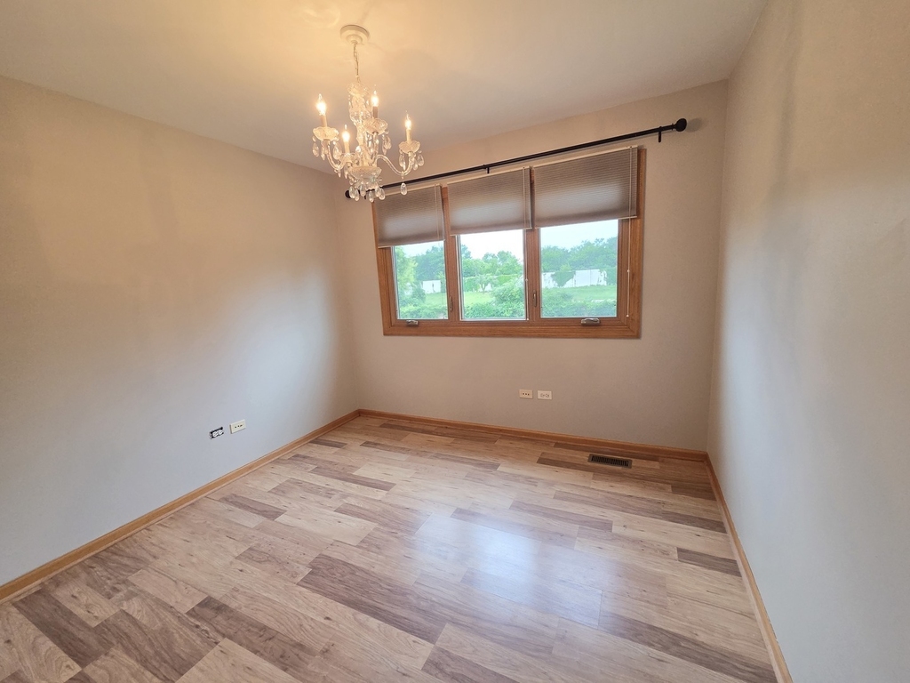 8112 Rutherford Drive - Photo 15