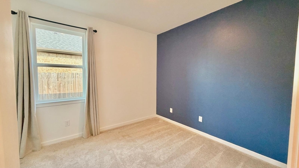 1222 Sugar Drive - Photo 2