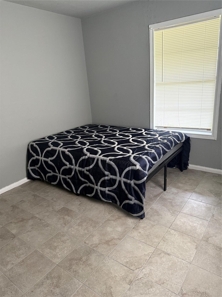 328 Garland Street - Photo 8