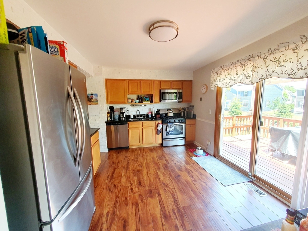 3535 Treaty Lane - Photo 2