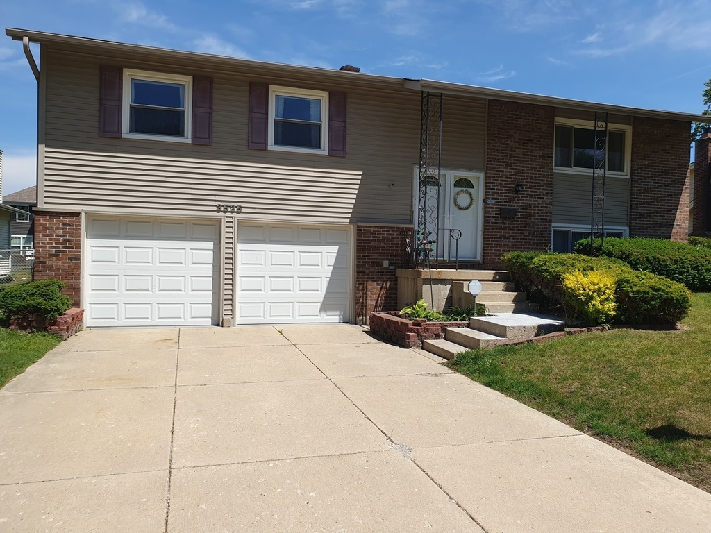 3535 Treaty Lane - Photo 0