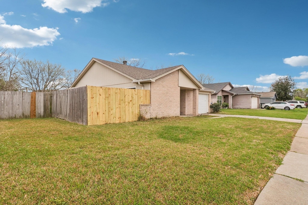 14067 Towneway Drive - Photo 1
