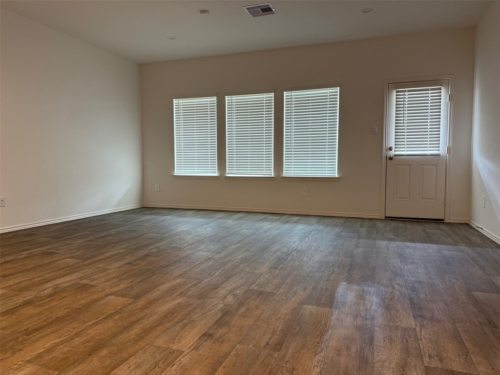 31310 Derbyhaven Drive - Photo 4