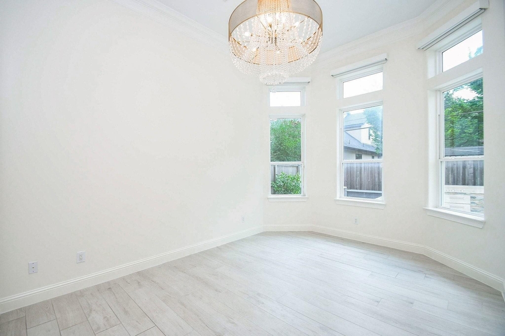 422 Mignon Lane - Photo 15