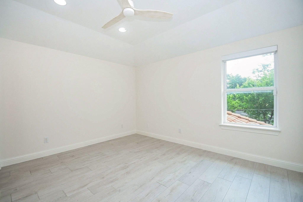 422 Mignon Lane - Photo 32