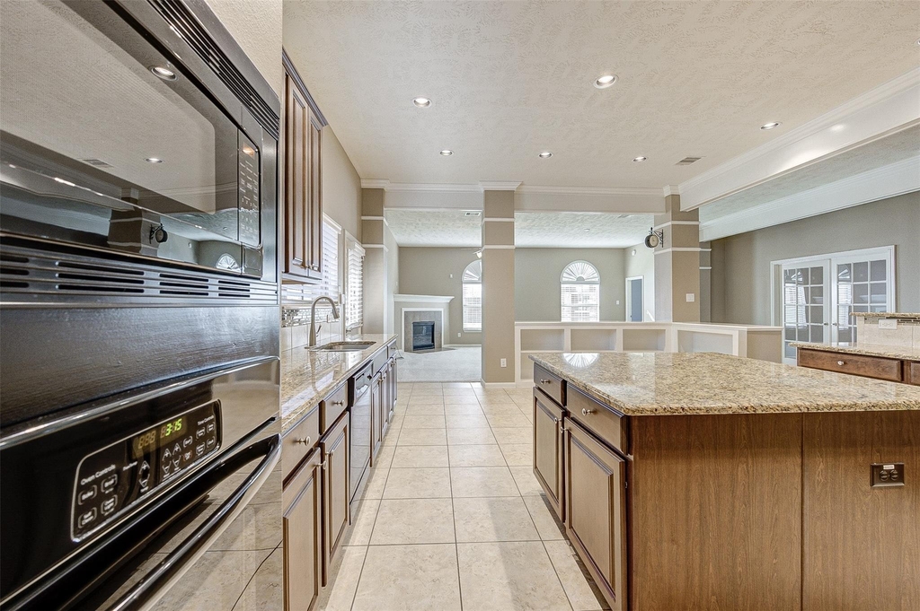 3718 Quarter Horse Trail - Photo 12