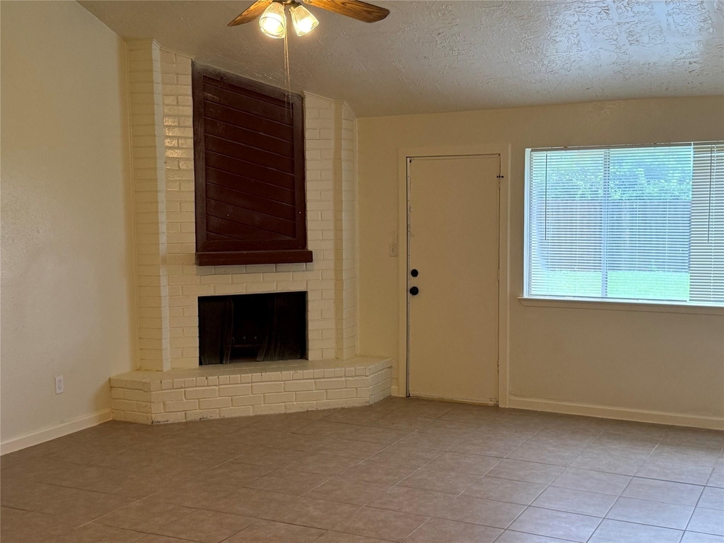 8307 Bird Meadow Lane - Photo 2