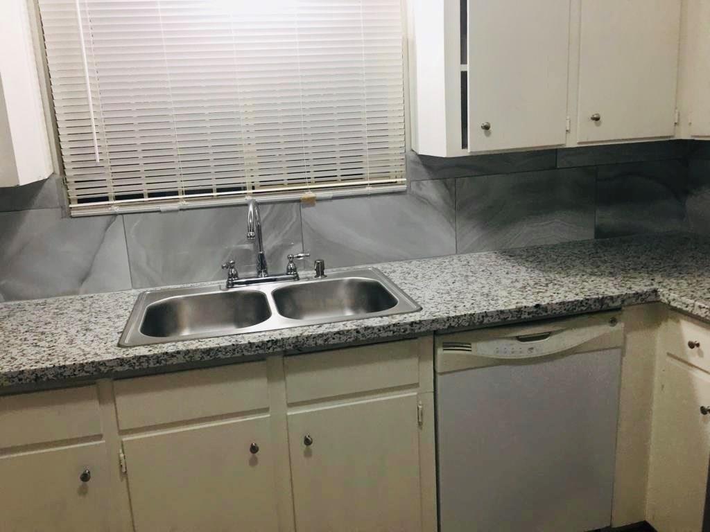 513 Cypress Avenue - Photo 22