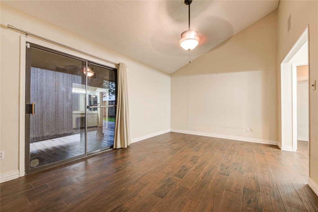 10850 Kirktown Drive - Photo 8