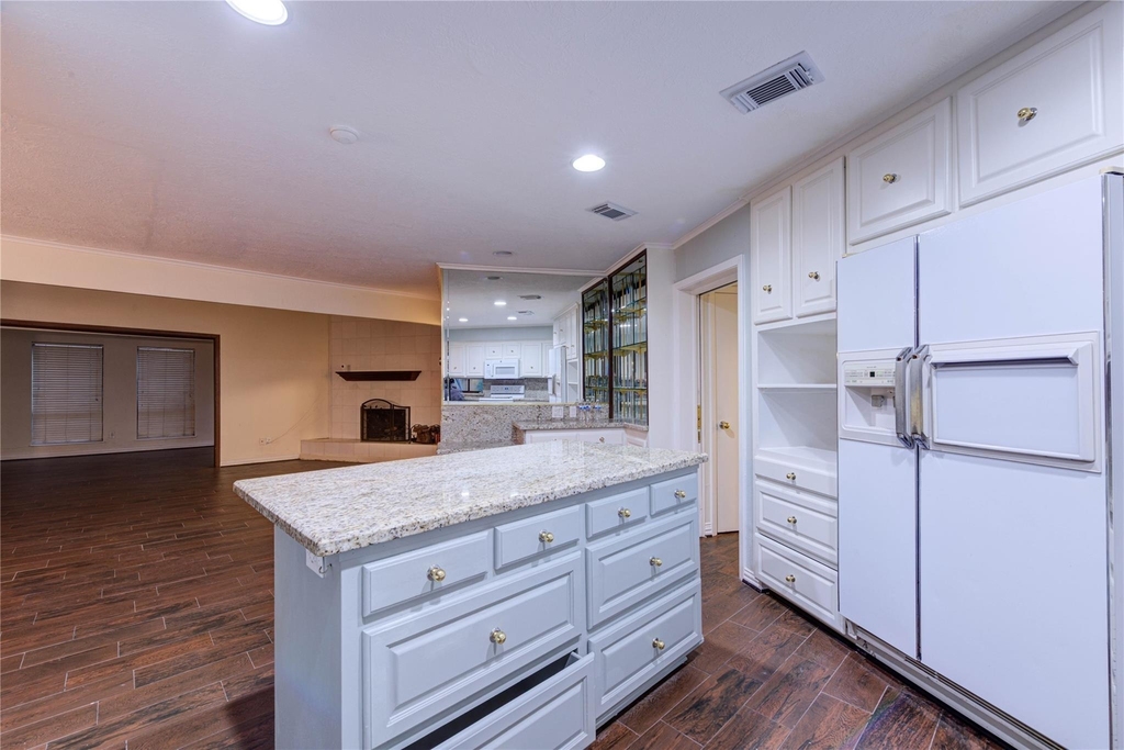 10850 Kirktown Drive - Photo 2