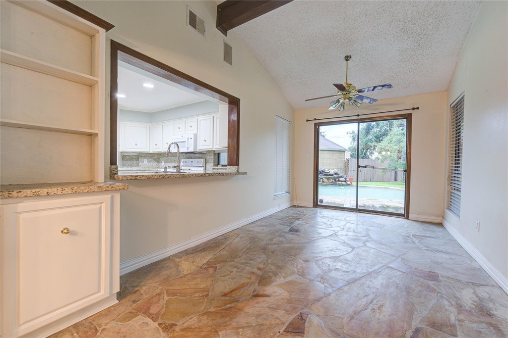 10850 Kirktown Drive - Photo 3
