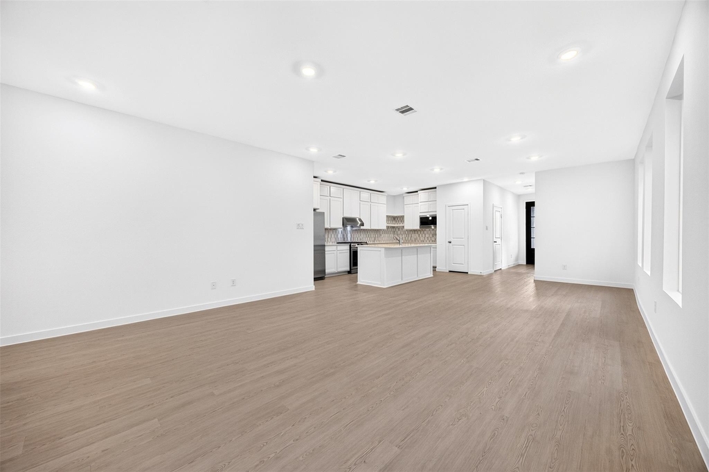 27447 Sunterra Village Drive - Photo 10