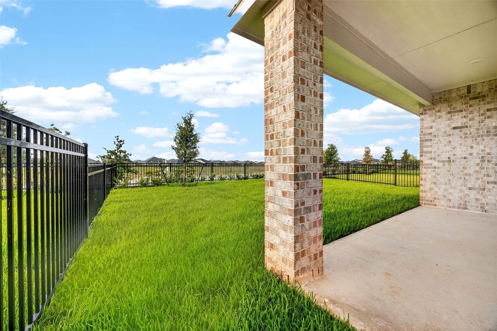 27447 Sunterra Village Drive - Photo 30