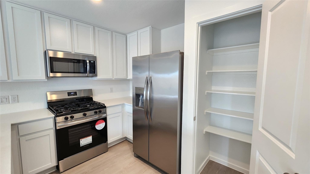 26819 Feather Reed Drive - Photo 5