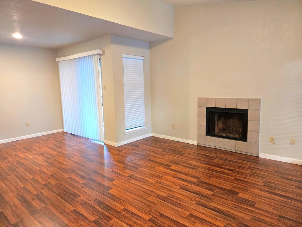 6602 Harbor Town Drive - Photo 9