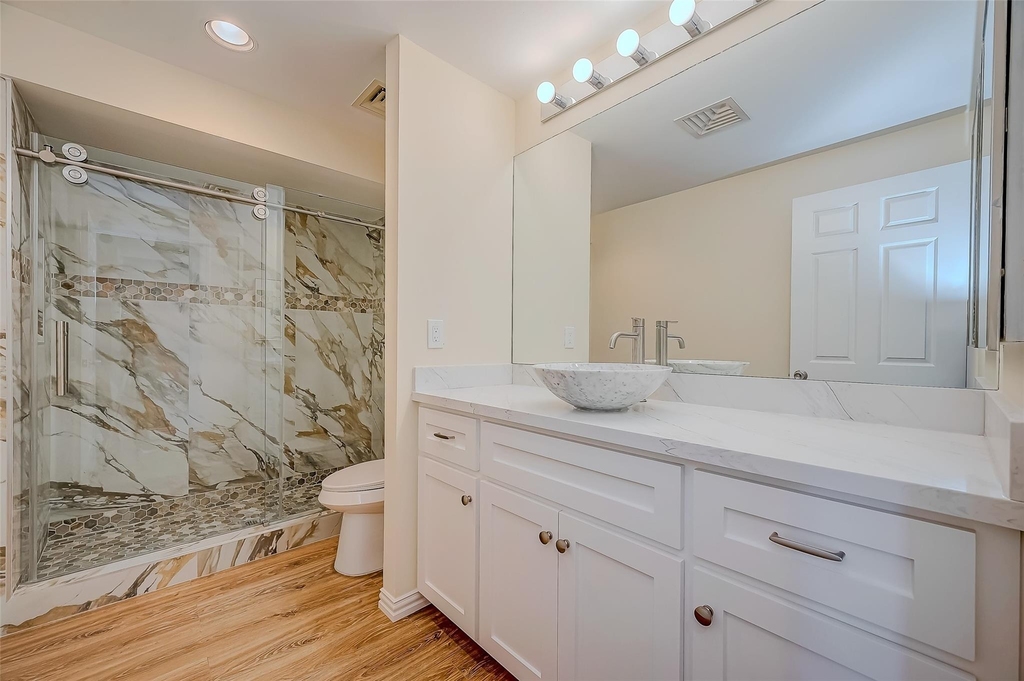 14 Greenway Plaza - Photo 13