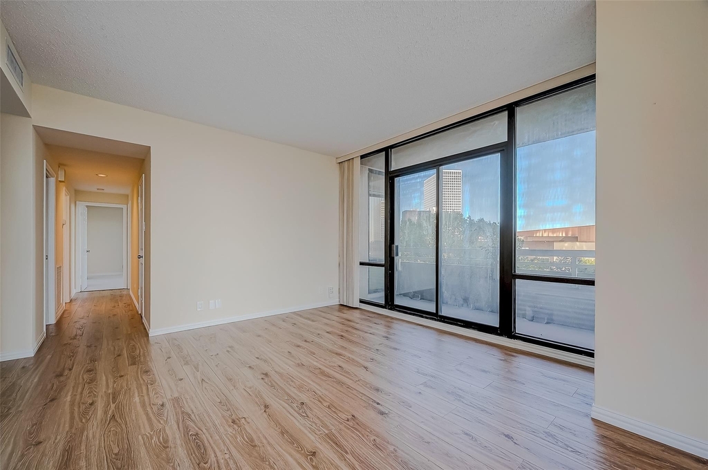 14 Greenway Plaza - Photo 3